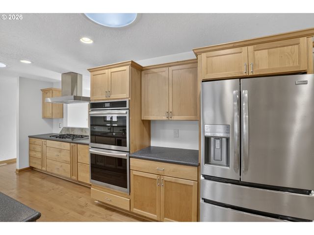 51929 Se WOODMERE Ct, Scappoose, OR 97056