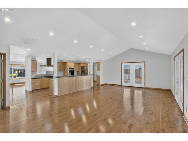 51929 Se WOODMERE Ct, Scappoose, OR 97056