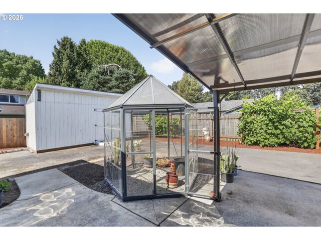 51929 Se WOODMERE Ct, Scappoose, OR 97056
