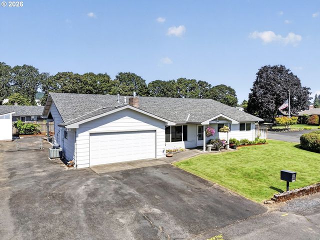 51929 Se WOODMERE Ct, Scappoose, OR 97056