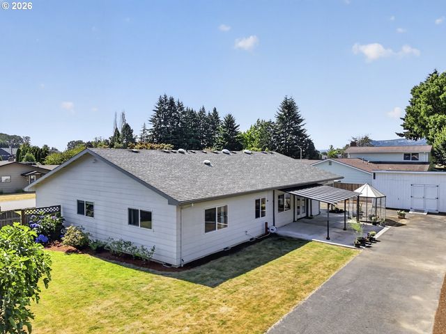 51929 Se WOODMERE Ct, Scappoose, OR 97056