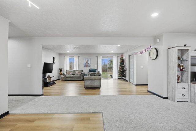 8048 Johnstown Utica Road, Johnstown, OH 43031