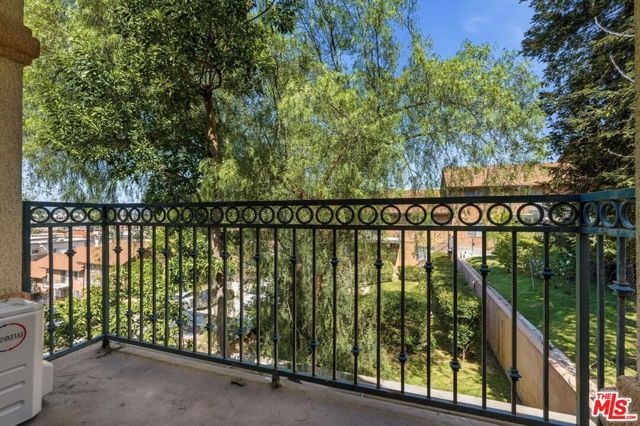438 S Garfield Avenue E, Monterey Park, CA 91754