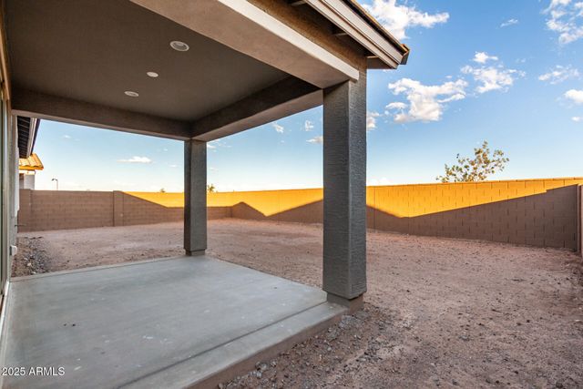21581 N DANIEL Drive, Maricopa, AZ 85138