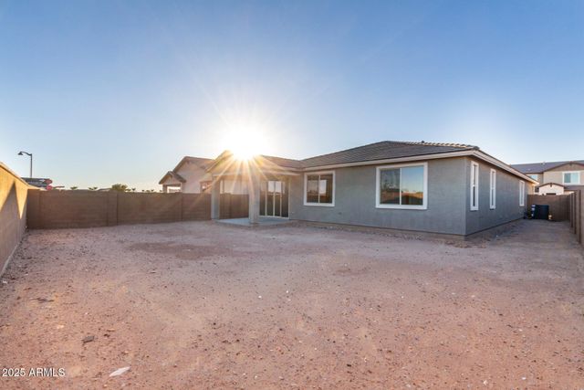 21581 N DANIEL Drive, Maricopa, AZ 85138