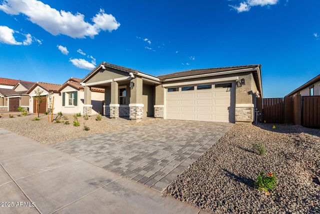 21581 N DANIEL Drive, Maricopa, AZ 85138