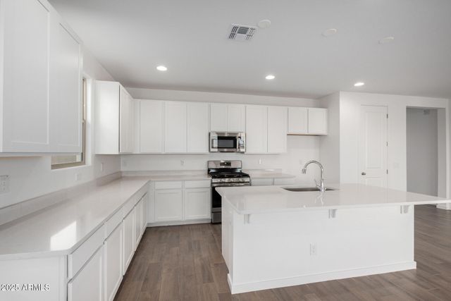 21581 N DANIEL Drive, Maricopa, AZ 85138
