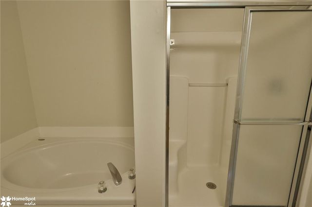 8145 Cross Creek Circle, Upper Macungie Twp, PA 18031