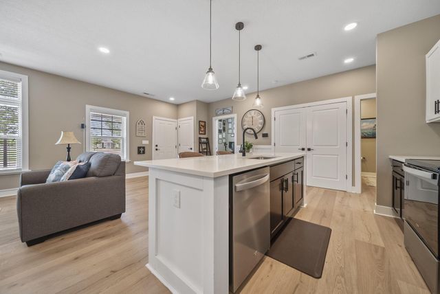 5636 Apothecary Way, New Albany, OH 43054