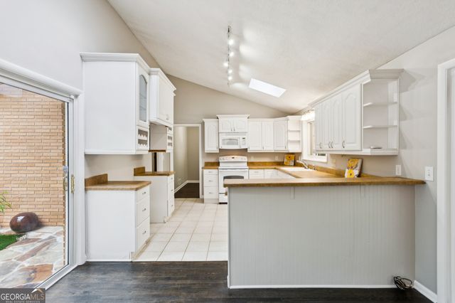 667 Brookline Drive SE, Marietta, GA 30067