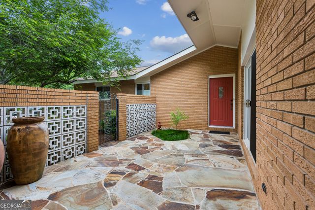 667 Brookline Drive SE, Marietta, GA 30067