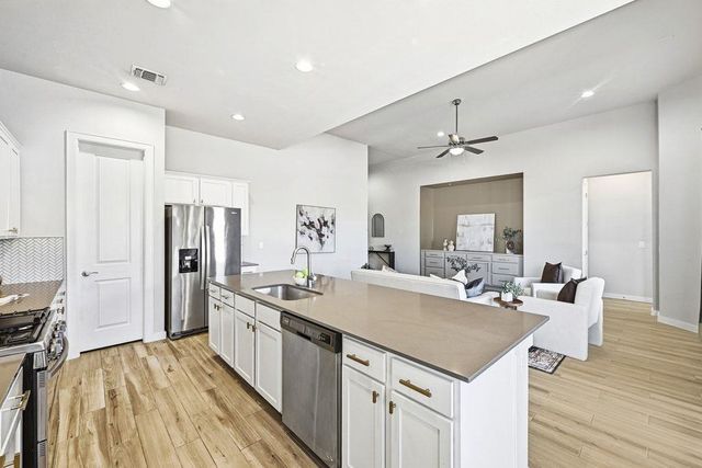 7212 Cardinal Bloom LOOP, Austin, TX 78744