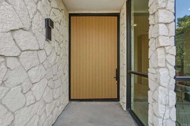 824 N Curson Avenue, Los Angeles, CA 90046