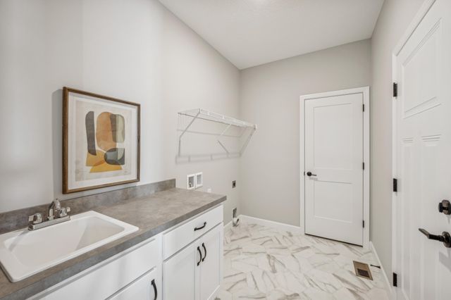 676 Goldenrod Court, Delano, MN 55328
