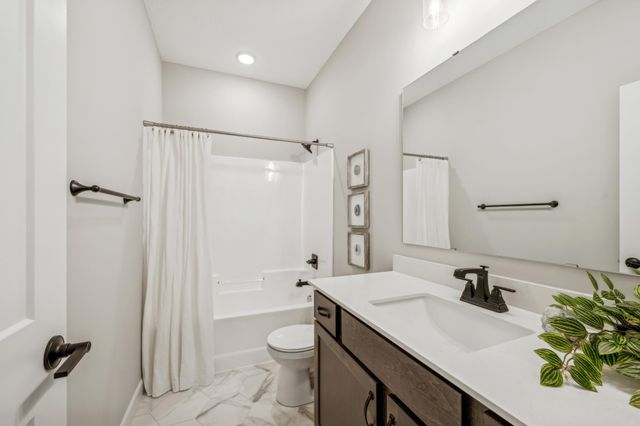 676 Goldenrod Court, Delano, MN 55328