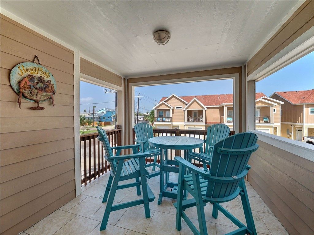 1813 S 11th St 202, Port Aransas, TX 78373 — photo 4