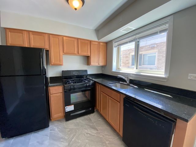 1822 Monroe Street 3W, Evanston, IL 60202