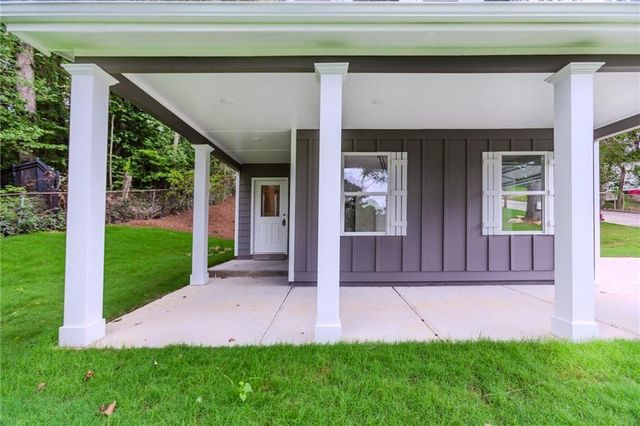 2405 Abner NW Place, Atlanta, GA 30318