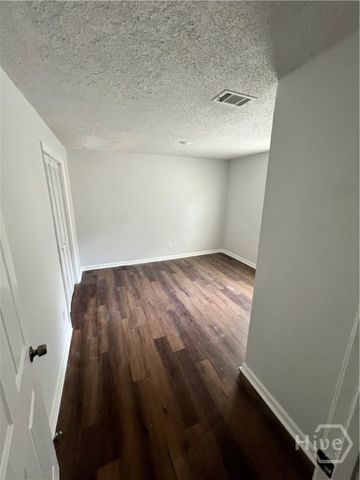 2024 Eppinger Street, Savannah, GA 31415