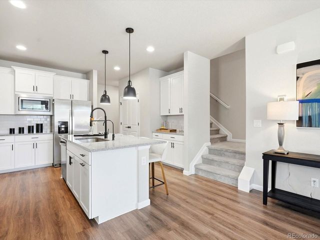 683 Stonebridge Dr, Longmont, CO 80503