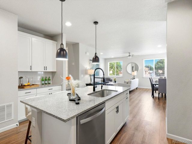 683 Stonebridge Dr, Longmont, CO 80503