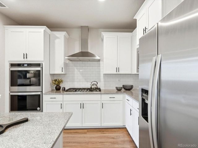 683 Stonebridge Dr, Longmont, CO 80503