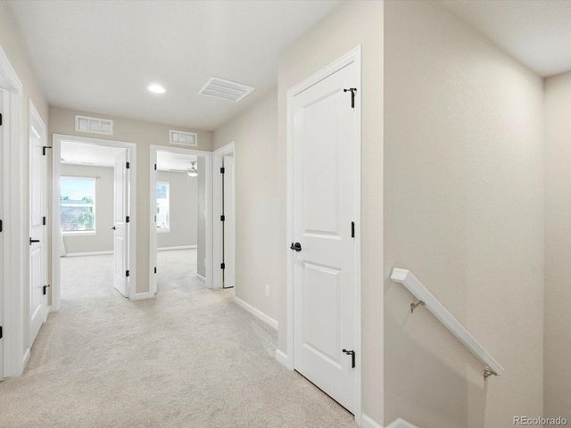 683 Stonebridge Dr, Longmont, CO 80503