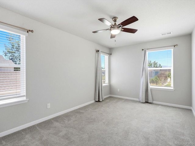 683 Stonebridge Dr, Longmont, CO 80503