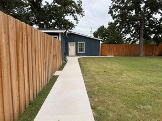 168 Still Forest DR C, Cedar Creek, TX 78612