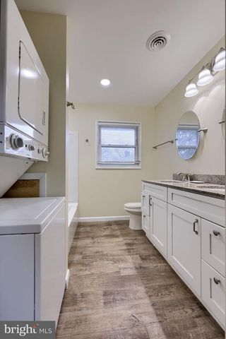 402 PHILMONT DR, Lancaster, PA 17601