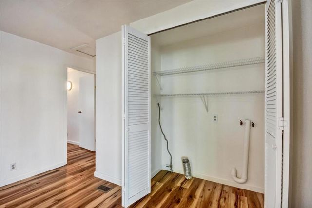 17 Pepperwood Way, Soquel, CA 95073