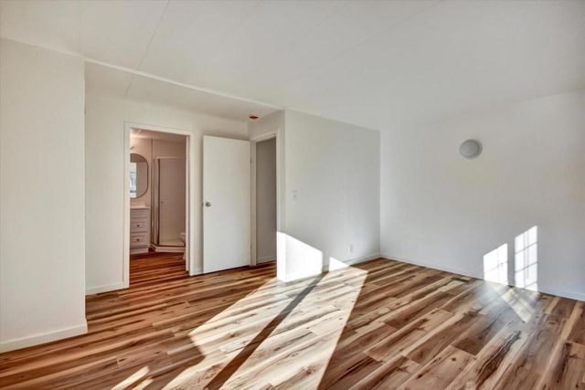 17 Pepperwood Way, Soquel, CA 95073