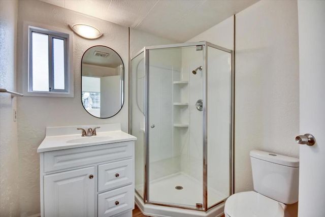 17 Pepperwood Way, Soquel, CA 95073