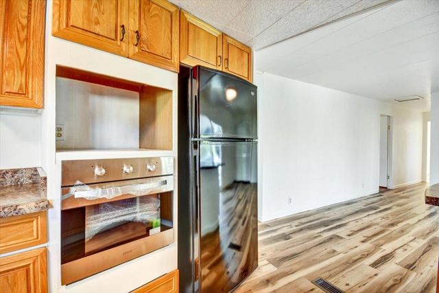 17 Pepperwood Way, Soquel, CA 95073