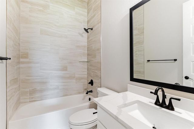 1255 Pecan Valley DR, Marble Falls, TX 78654