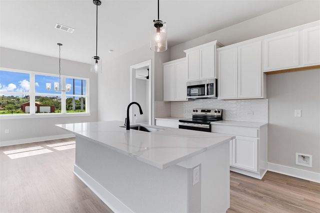 1255 Pecan Valley DR, Marble Falls, TX 78654