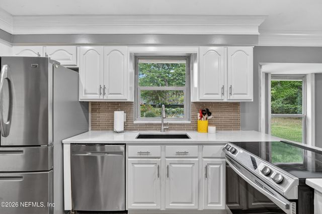 1824 ST LAWRENCE Way, Jacksonville, FL 32223