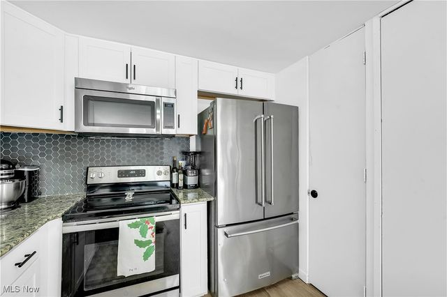 6826 Old Royalton Road 2, Brecksville, OH 44141