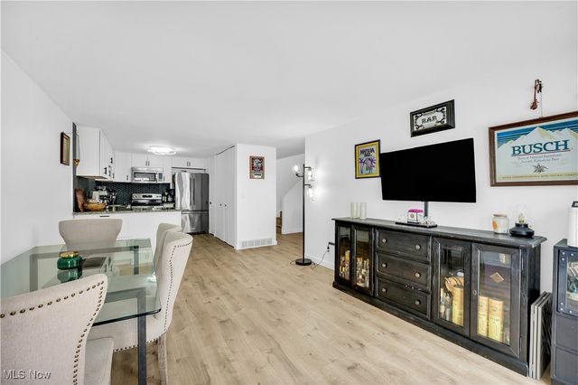 6826 Old Royalton Road 2, Brecksville, OH 44141