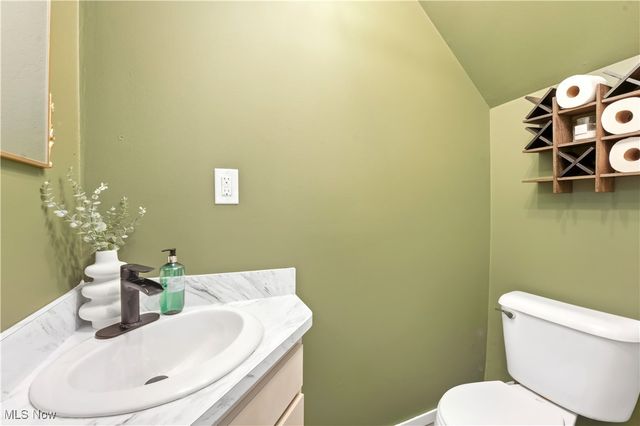 6826 Old Royalton Road 2, Brecksville, OH 44141