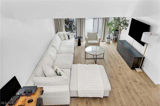 6826 Old Royalton Road 2, Brecksville, OH 44141