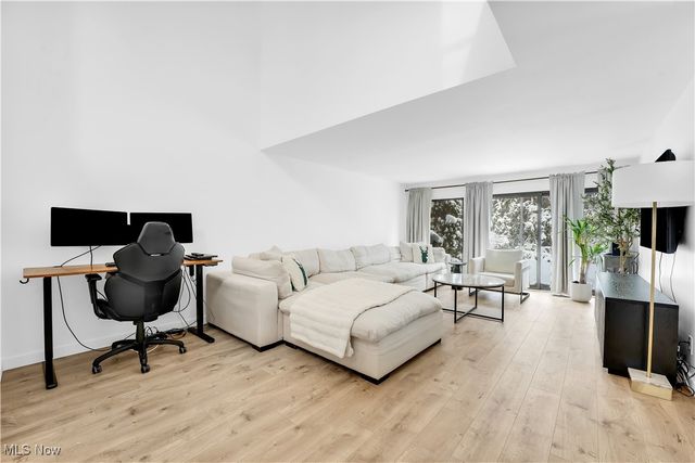 6826 Old Royalton Road 2, Brecksville, OH 44141