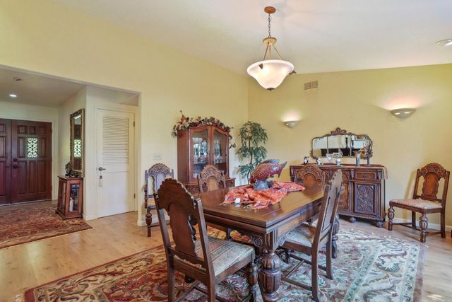 10636 Elkhorn Dr, Stockton, CA 95209