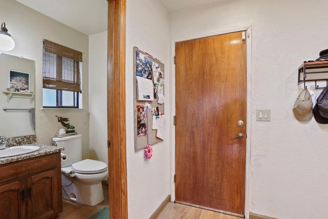 10636 Elkhorn Dr, Stockton, CA 95209
