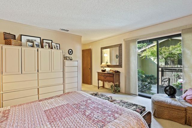 10636 Elkhorn Dr, Stockton, CA 95209