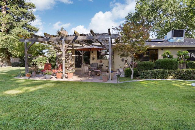 10636 Elkhorn Dr, Stockton, CA 95209