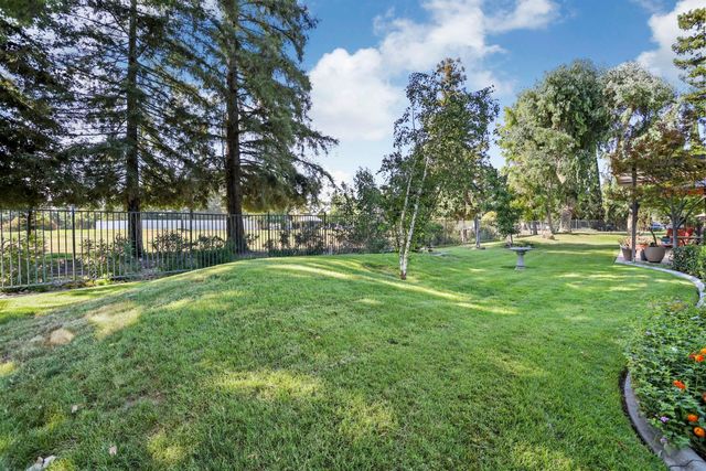 10636 Elkhorn Dr, Stockton, CA 95209