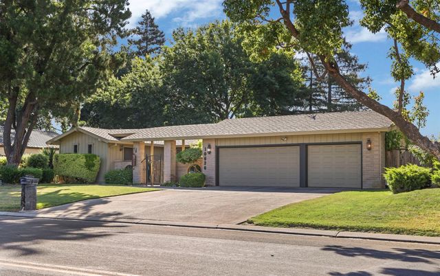 10636 Elkhorn Dr, Stockton, CA 95209