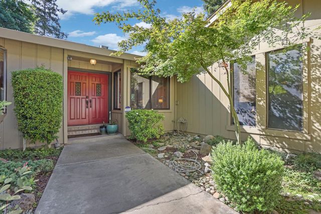 10636 Elkhorn Dr, Stockton, CA 95209