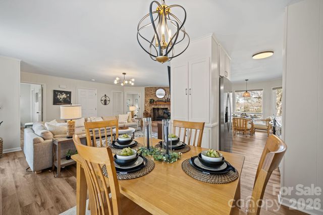 3368 N Glenola Road, Archdale, NC 27263